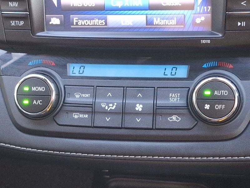 Used Toyota RAV4 2018 for sale - 76393185: Photo 14