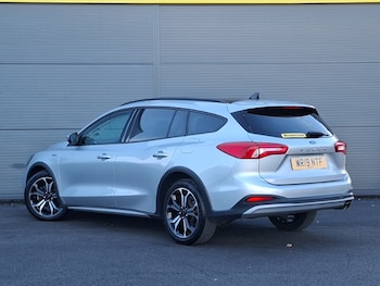 Used Ford Focus 2019 for sale - 75909881: Photo
