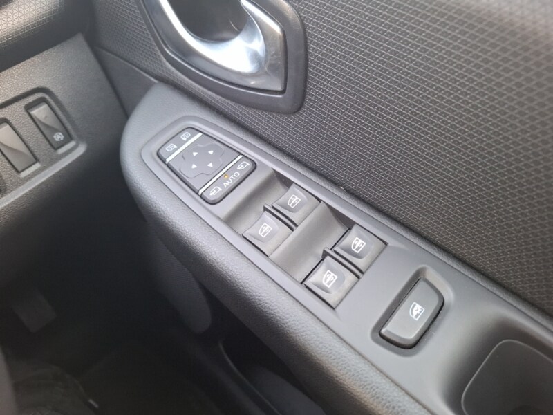 Used Renault Clio 2019 for sale - 78099084: Photo 16