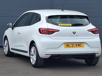Used Renault Clio 2021 for sale - 78842002: Photo