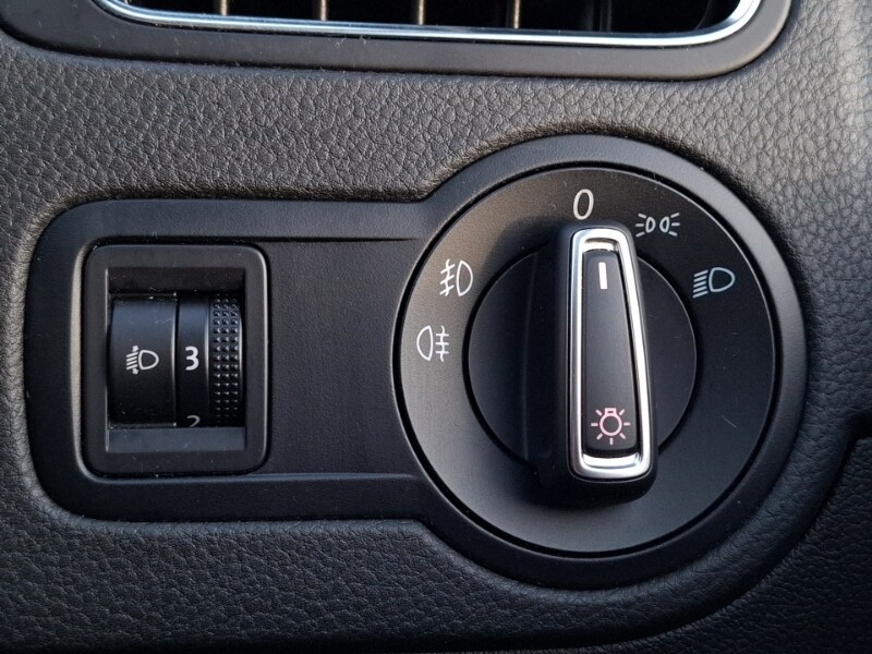 Used Volkswagen Polo 2016 for sale - 76779821: Photo 14