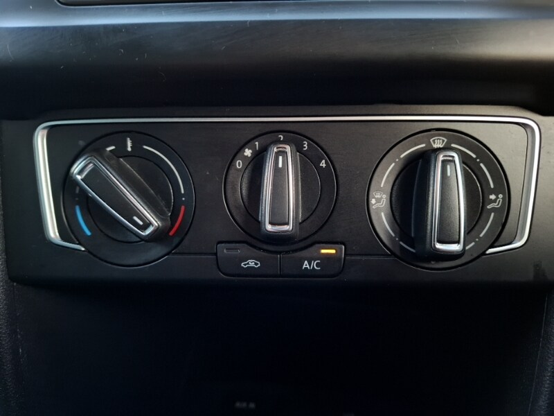 Used Volkswagen Polo 2016 for sale - 76779821: Photo 19