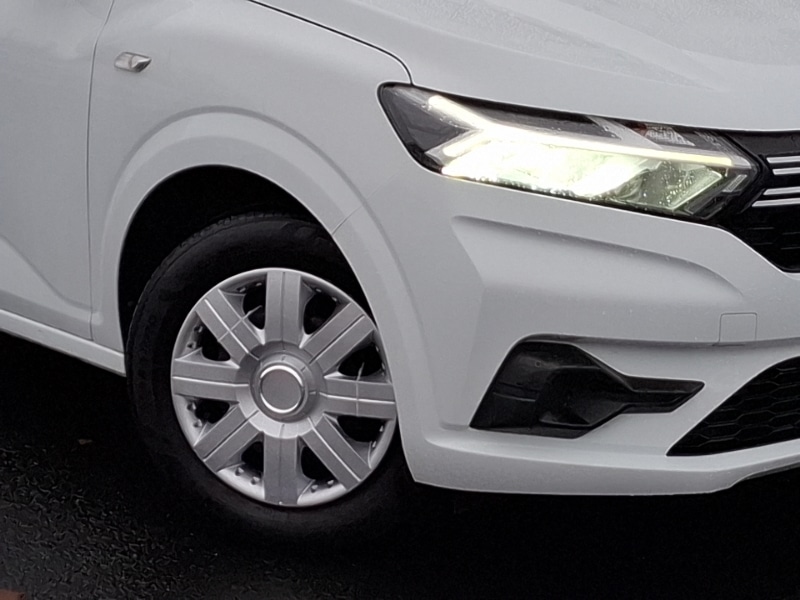 Used Dacia Sandero 2023 for sale - 76880430: Photo 9