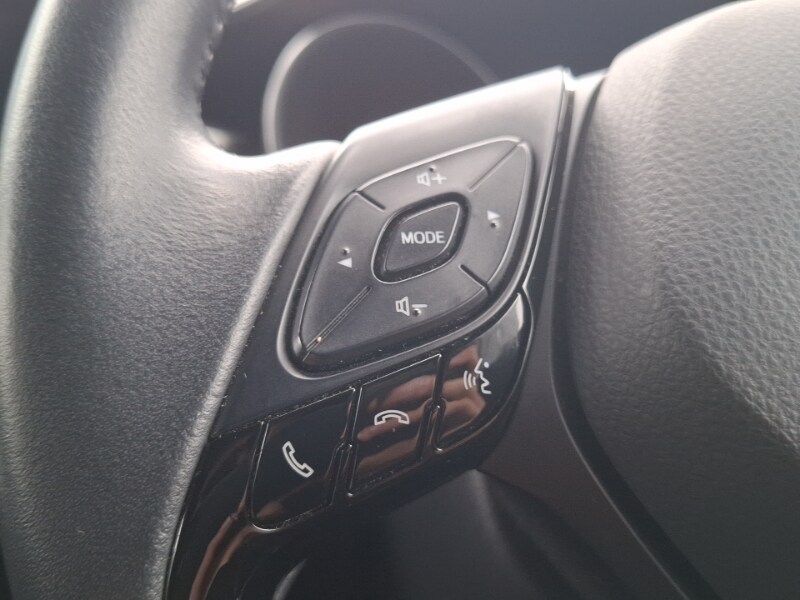 Used Toyota C-HR 2023 for sale - 76629306: Photo 12