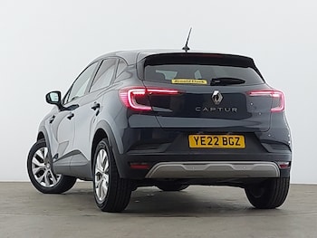 Used Renault Captur 2022 for sale - 75583960: Photo