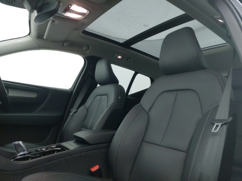 Used Volvo XC40 2024 for sale - 76375214: Photo 12