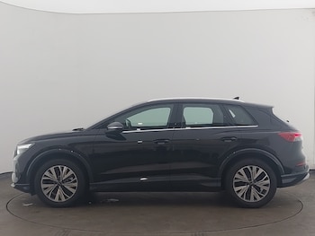 Used Audi Q4 e-tron 2024 for sale - 75332596: Photo