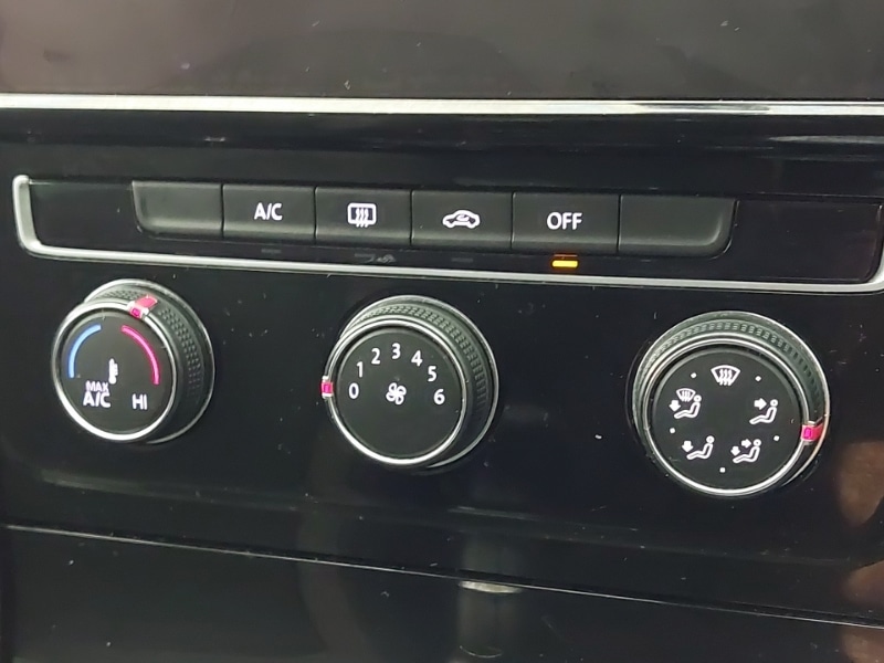 Used Volkswagen Golf 2018 for sale - 78023511: Photo 16