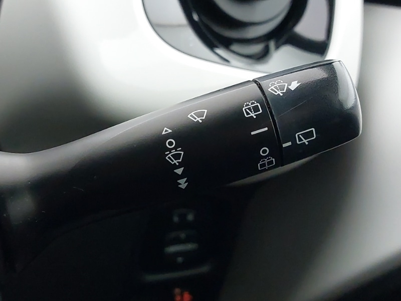 Used Toyota AYGO 2017 for sale - 76771554: Photo 13