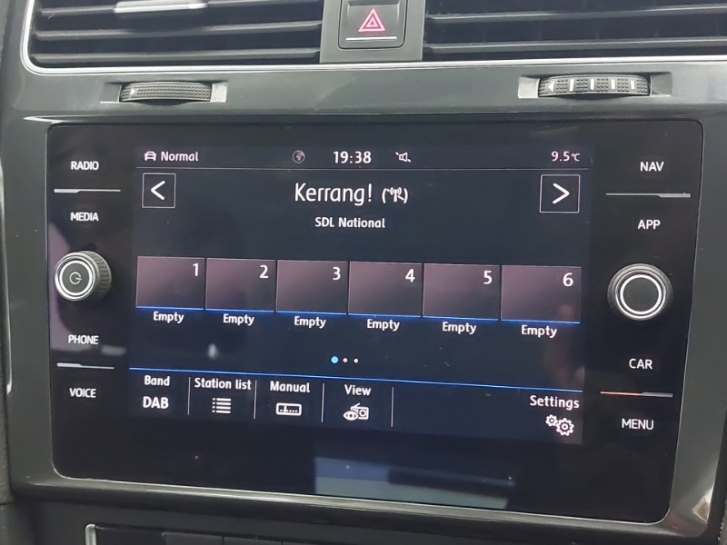 Used Volkswagen Golf 2017 for sale - 77385825: Photo 13