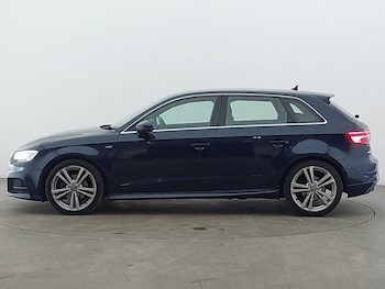 Used Audi A3 2019 for sale - 77168842: Photo