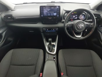 Used Toyota Yaris 2021 for sale - 77837975: Photo