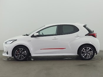 Used Toyota Yaris 2021 for sale - 77837975: Photo