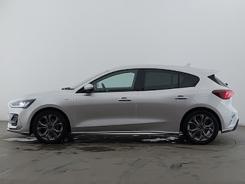 Used Ford Focus 2023 for sale - 77548934: Photo