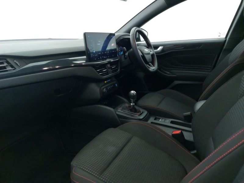 Used Ford Focus 2023 for sale - 77548934: Photo 5