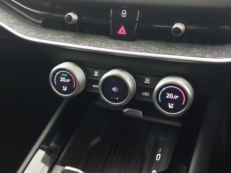 Used Skoda Superb 2024 for sale - 76213204: Photo 16