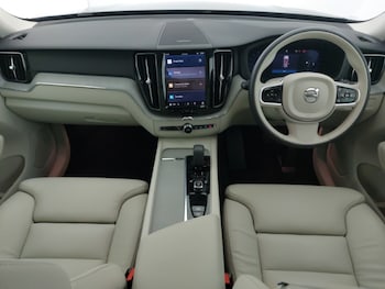 Used Volvo XC60 2024 for sale - 76187722: Photo