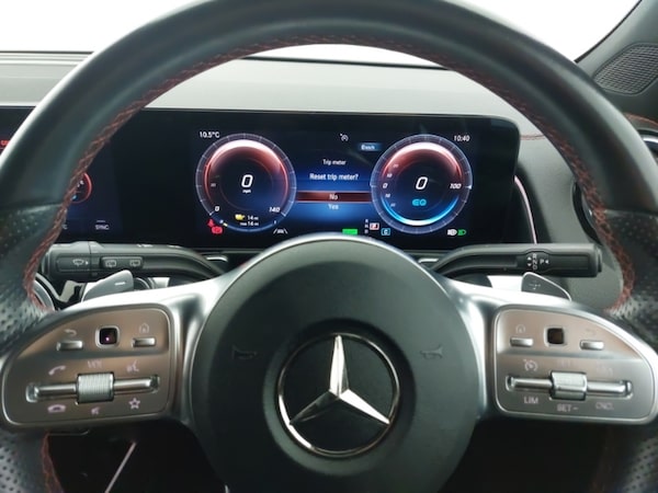 Used Mercedes-Benz EQB 2022 for sale - 76343705: Photo 10