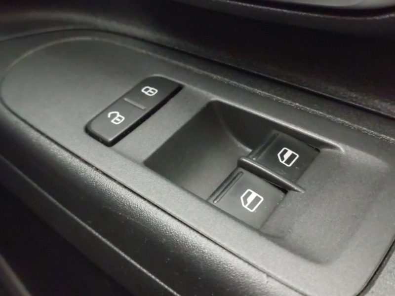 Used Volkswagen up! 2017 for sale - 77070412: Photo 18