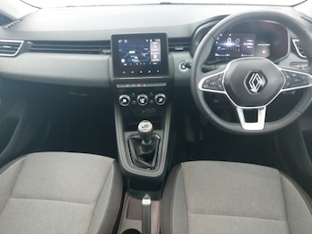 Used Renault Clio 2024 for sale - 79322202: Photo