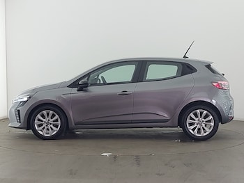 Used Renault Clio 2024 for sale - 79322202: Photo