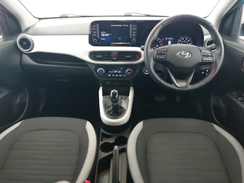 Used Hyundai i10 2023 for sale - 78957381: Photo