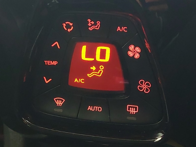 Used Toyota AYGO 2018 for sale - 77678431: Photo 15