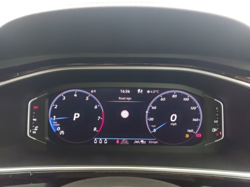 Used Volkswagen T-Roc 2025 for sale - 77130138: Photo 10