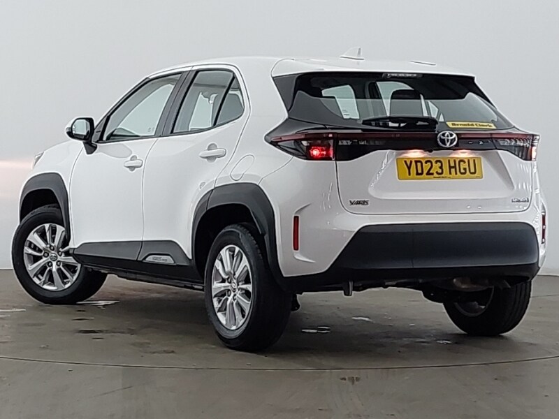 Used Toyota Yaris Cross 2023 for sale - 77999858: Photo 3