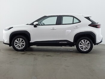 Used Toyota Yaris Cross 2023 for sale - 77999858: Photo