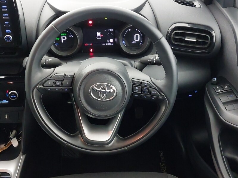 Used Toyota Yaris Cross 2023 for sale - 77999858: Photo 7
