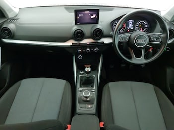 Used Audi Q2 2017 for sale - 76478873: Photo