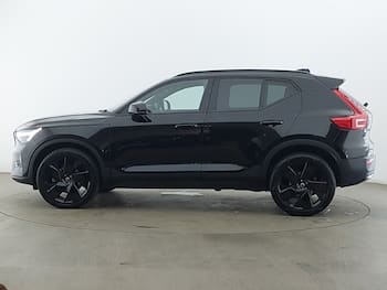 Used Volvo XC40 2025 for sale - 79790340: Photo