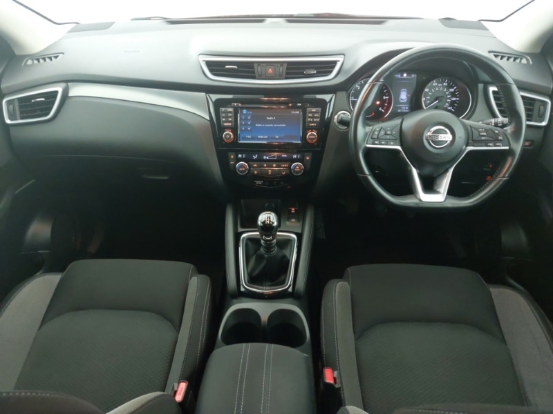 Used Nissan Qashqai 2018 for sale - 77189899: Photo 2