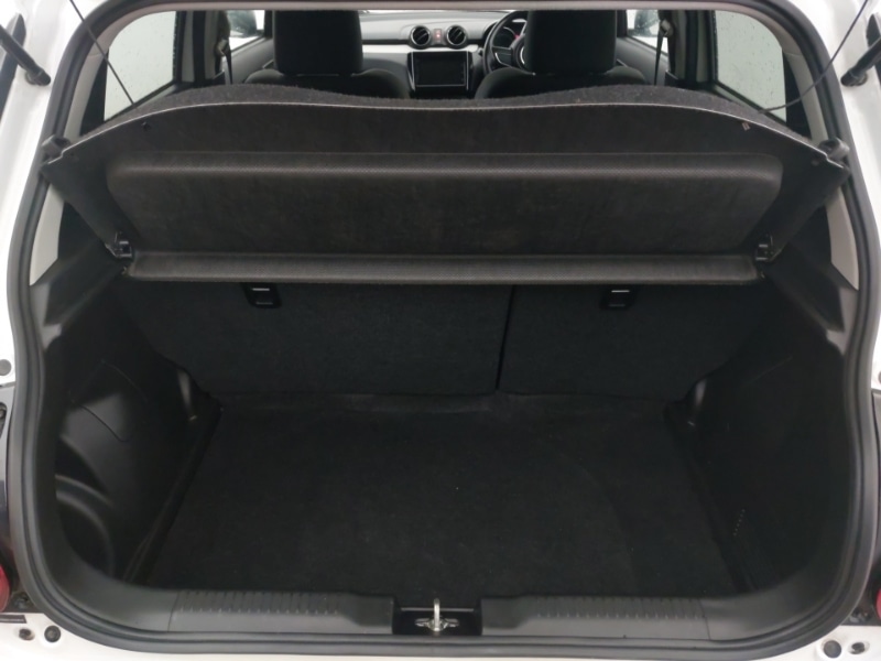 Used Suzuki Swift 2019 for sale - 76699885: Photo 8