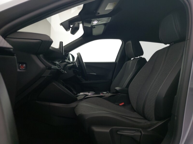 Used Peugeot 2008 2023 for sale - 77047399: Photo 12