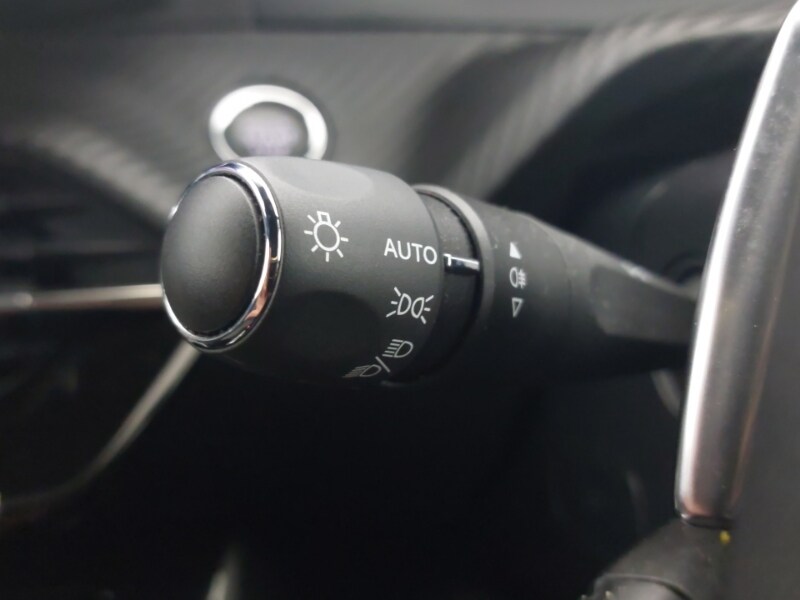 Used Peugeot 2008 2023 for sale - 77047399: Photo 15