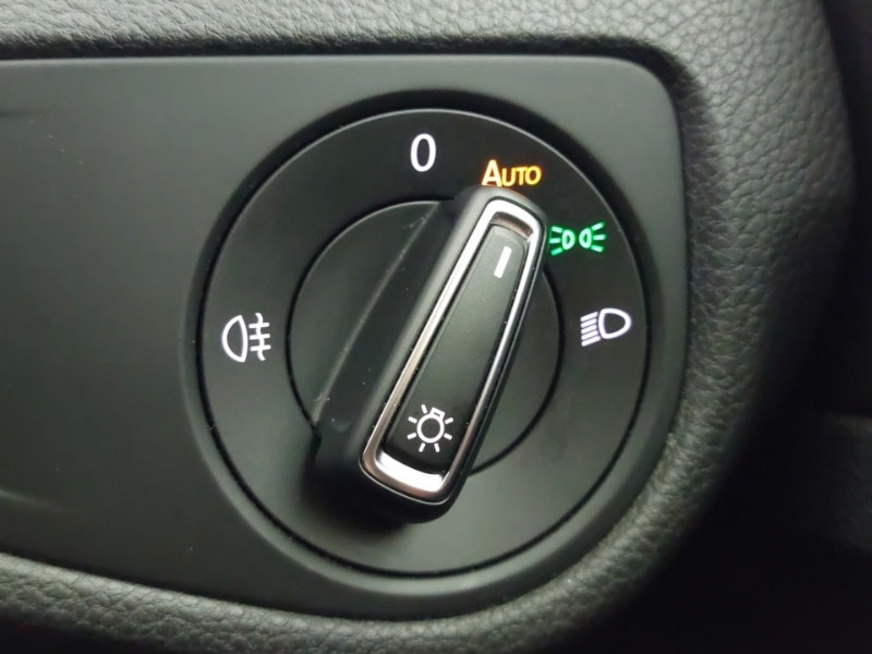 Used Volkswagen Golf 2018 for sale - 77573483: Photo 17