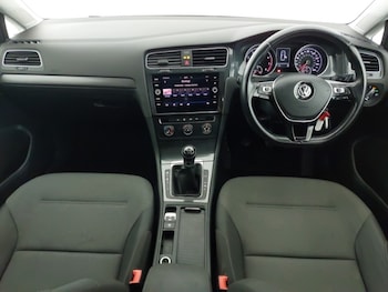 Used Volkswagen Golf 2018 for sale - 77573483: Photo