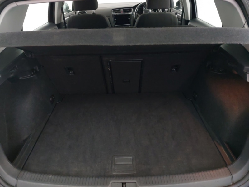 Used Volkswagen Golf 2018 for sale - 77573483: Photo 8