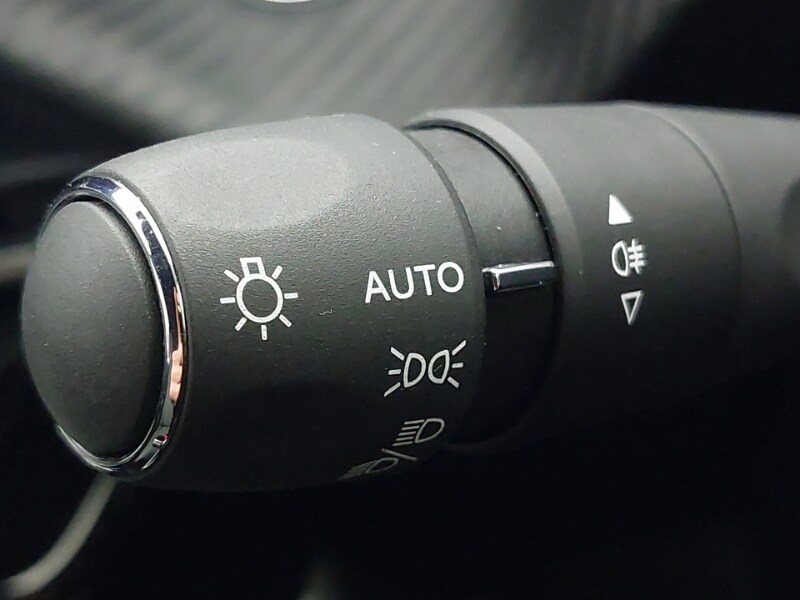 Used Peugeot 2008 2024 for sale - 77433161: Photo 17