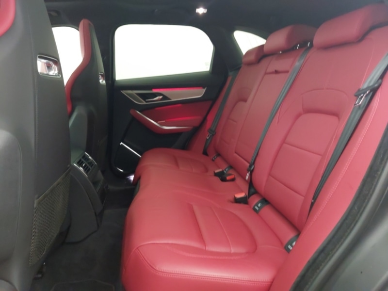 Used Jaguar F-Pace 2022 for sale - 76987268: Photo 6