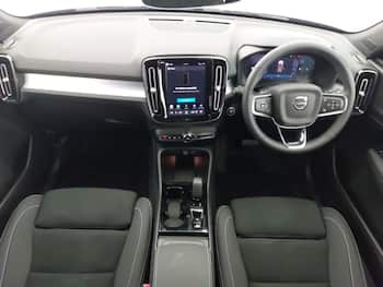 Used Volvo XC40 2025 for sale - 79635990: Photo