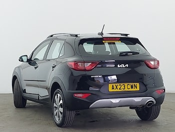 Used Kia Stonic 2023 for sale - 78885161: Photo