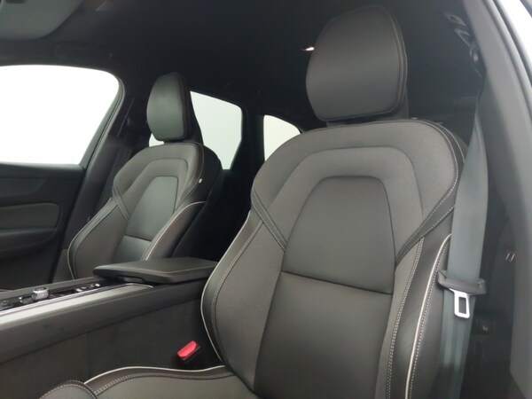 Used Volvo XC60 2024 for sale - 75768253: Photo 12