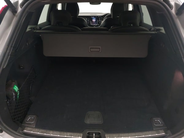 Used Volvo XC60 2024 for sale - 75768253: Photo 8
