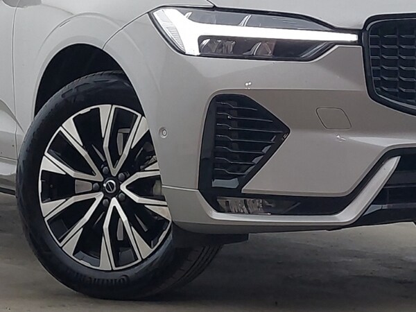 Used Volvo XC60 2024 for sale - 75768253: Photo 9