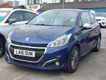 Used Peugeot 208 2016 for sale - 78940801: Photo