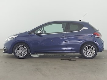 Used Peugeot 208 2016 for sale - 78940801: Photo