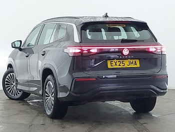Used Volkswagen Touran 2025 for sale - 78872365: Photo